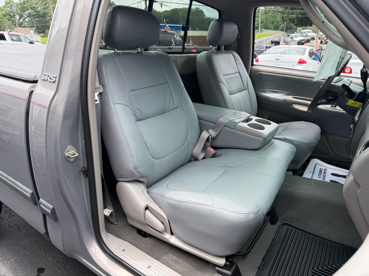 Toyota Tundra SR5 V8 4WD 2002