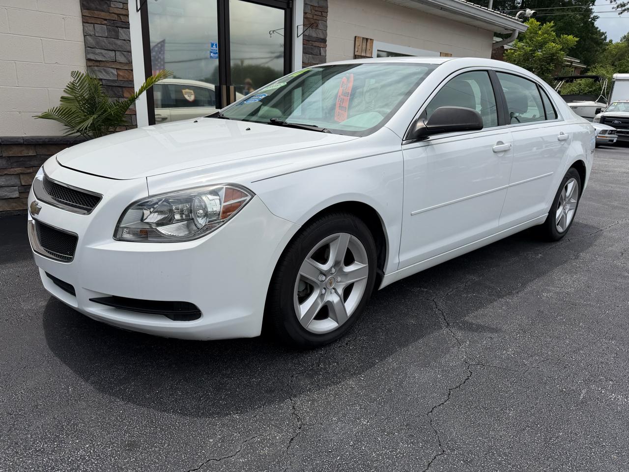 Chevrolet Malibu LS 2011