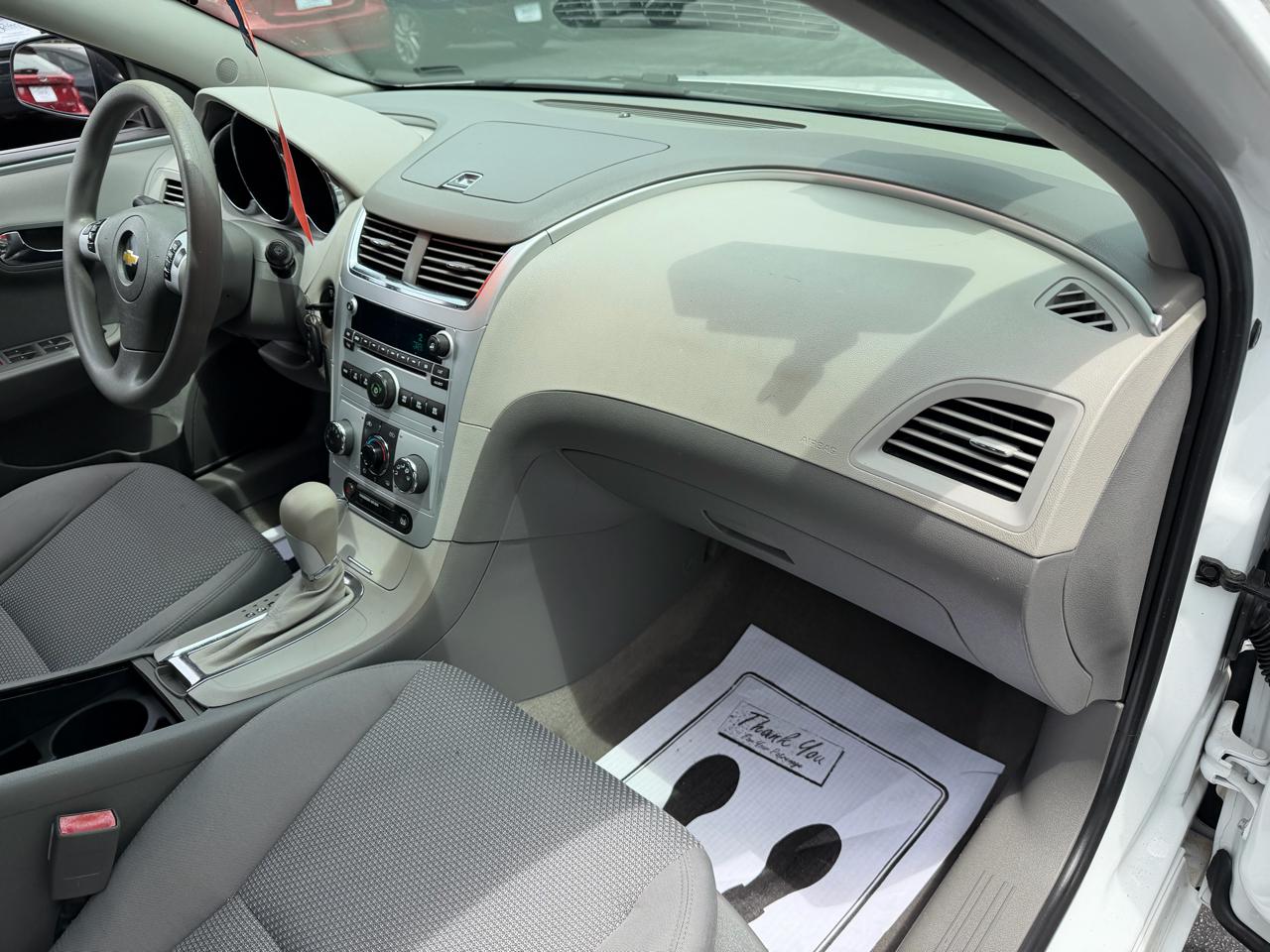Chevrolet Malibu LS 2011