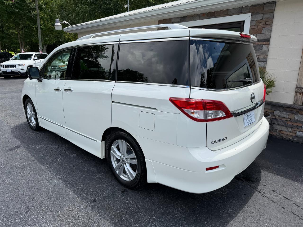 Nissan Quest Platinum 2015