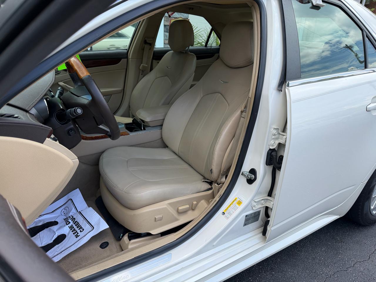 Cadillac CTS 3.6L Premium w/Navi 2011