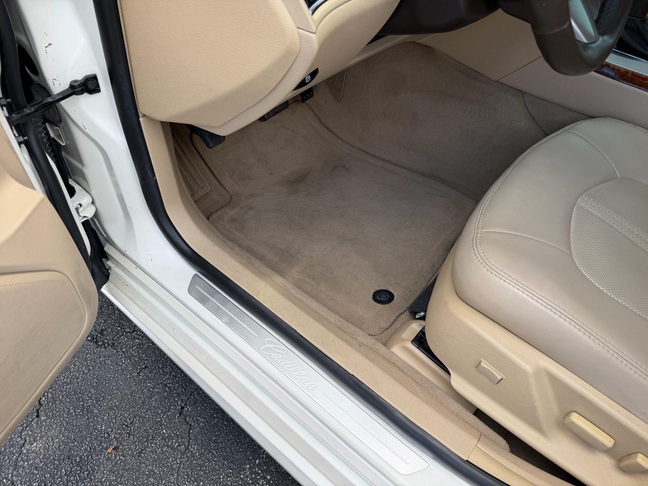 Cadillac CTS 3.6L Premium w/Navi 2011