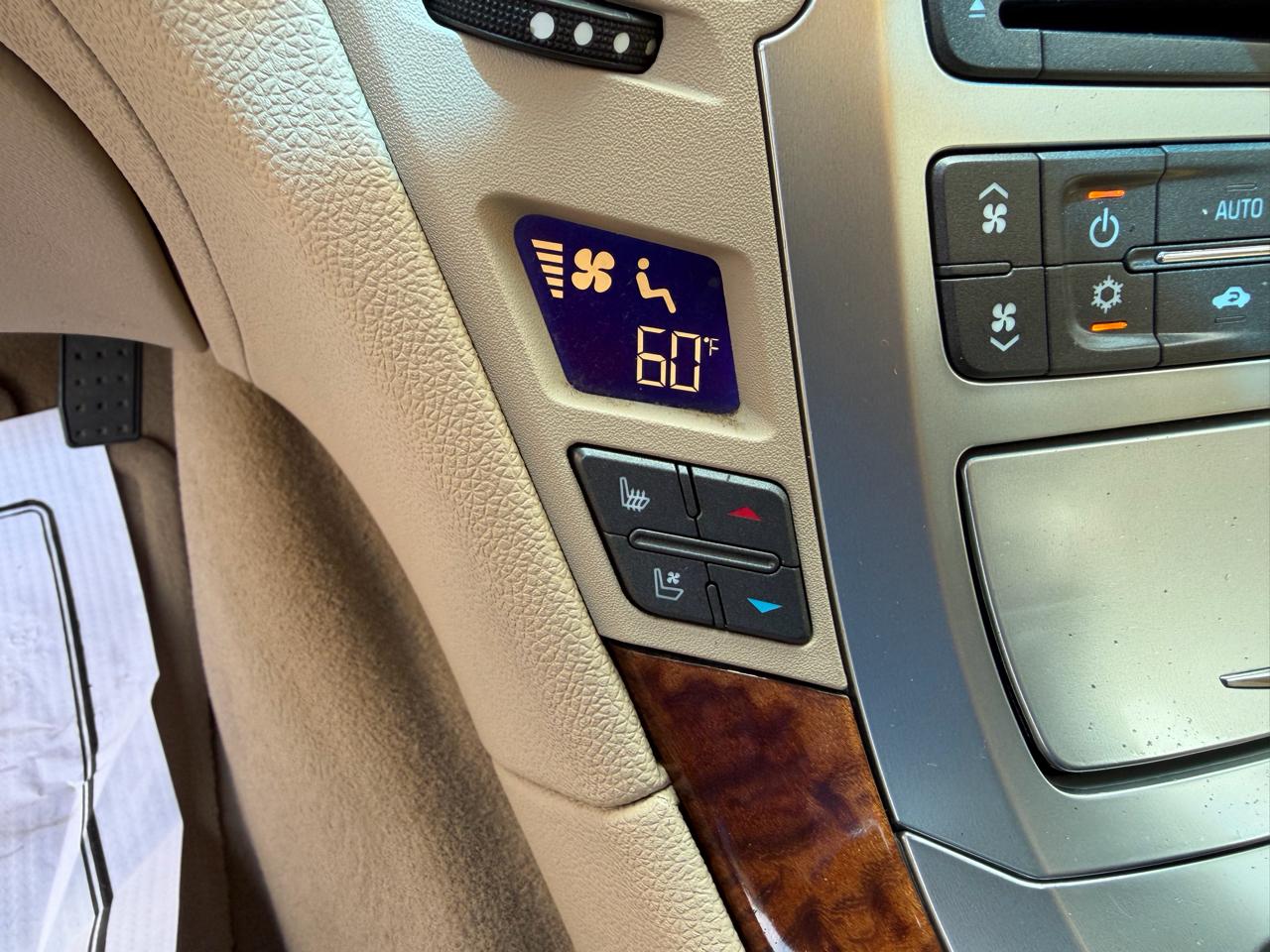 Cadillac CTS 3.6L Premium w/Navi 2011