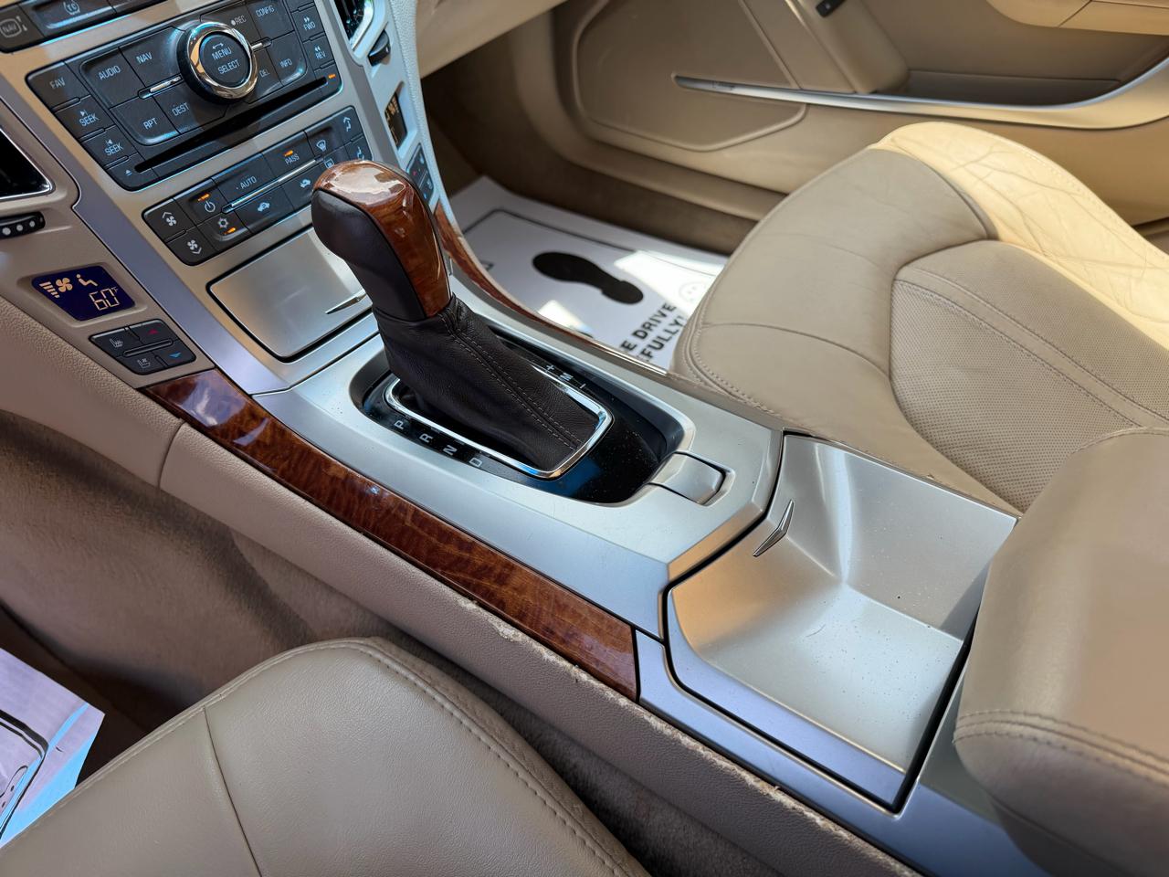 Cadillac CTS 3.6L Premium w/Navi 2011