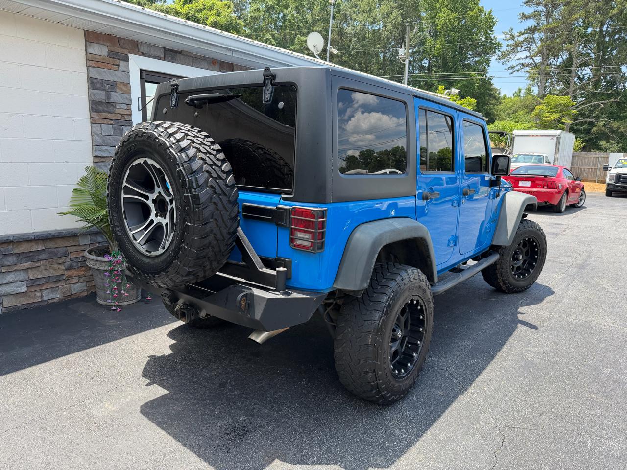Jeep Wrangler Unlimited Sport 4WD 2011