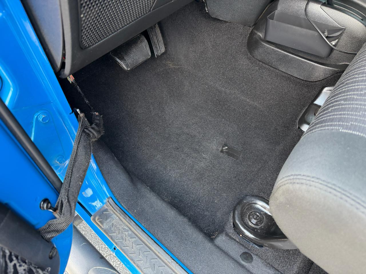 Jeep Wrangler Unlimited Sport 4WD 2011