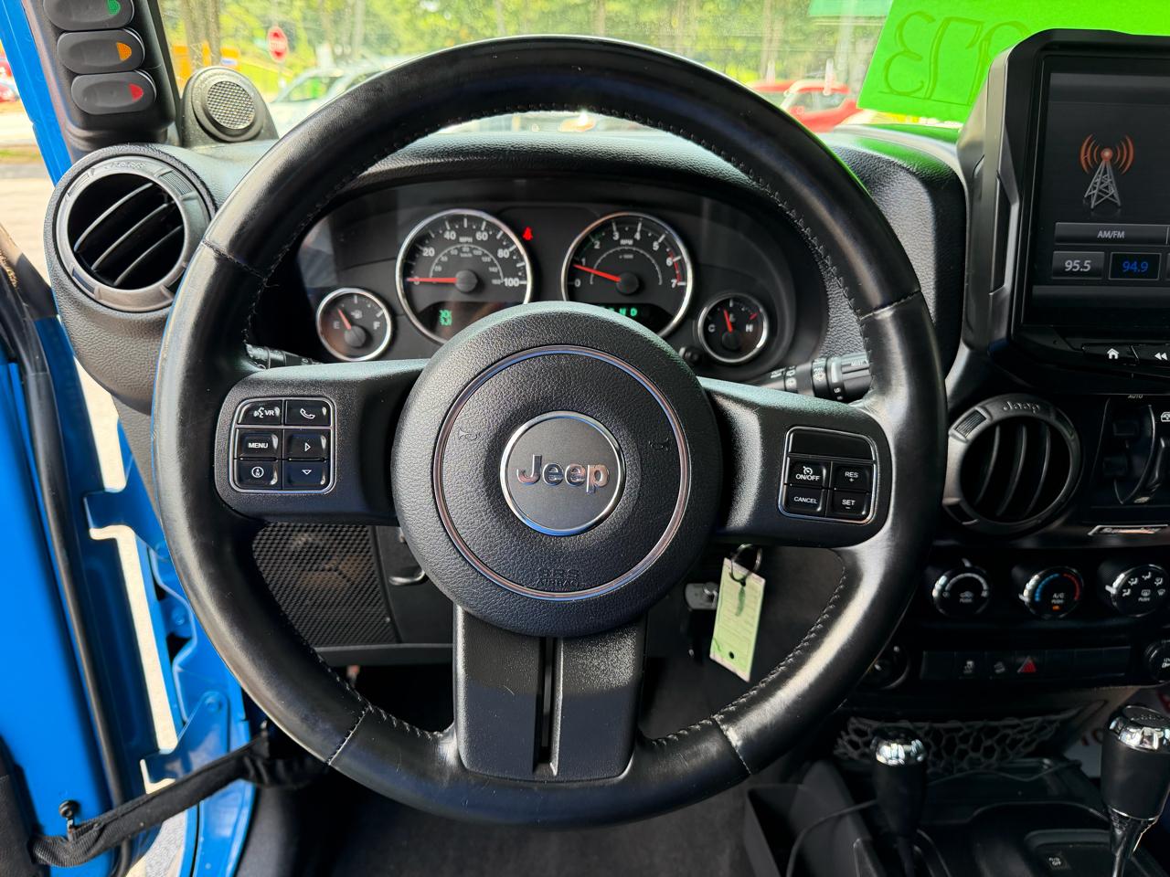 Jeep Wrangler Unlimited Sport 4WD 2011