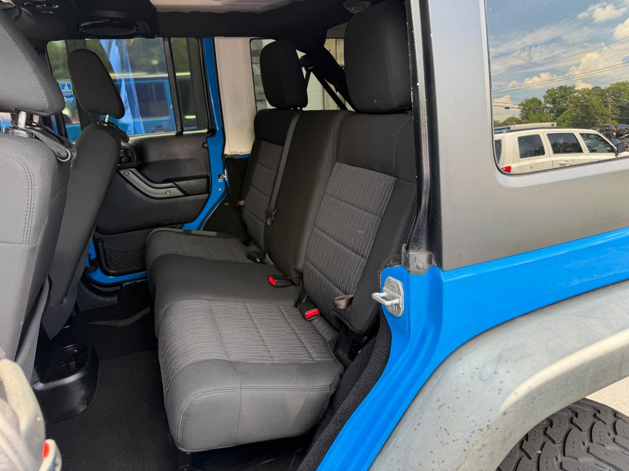 Jeep Wrangler Unlimited Sport 4WD 2011