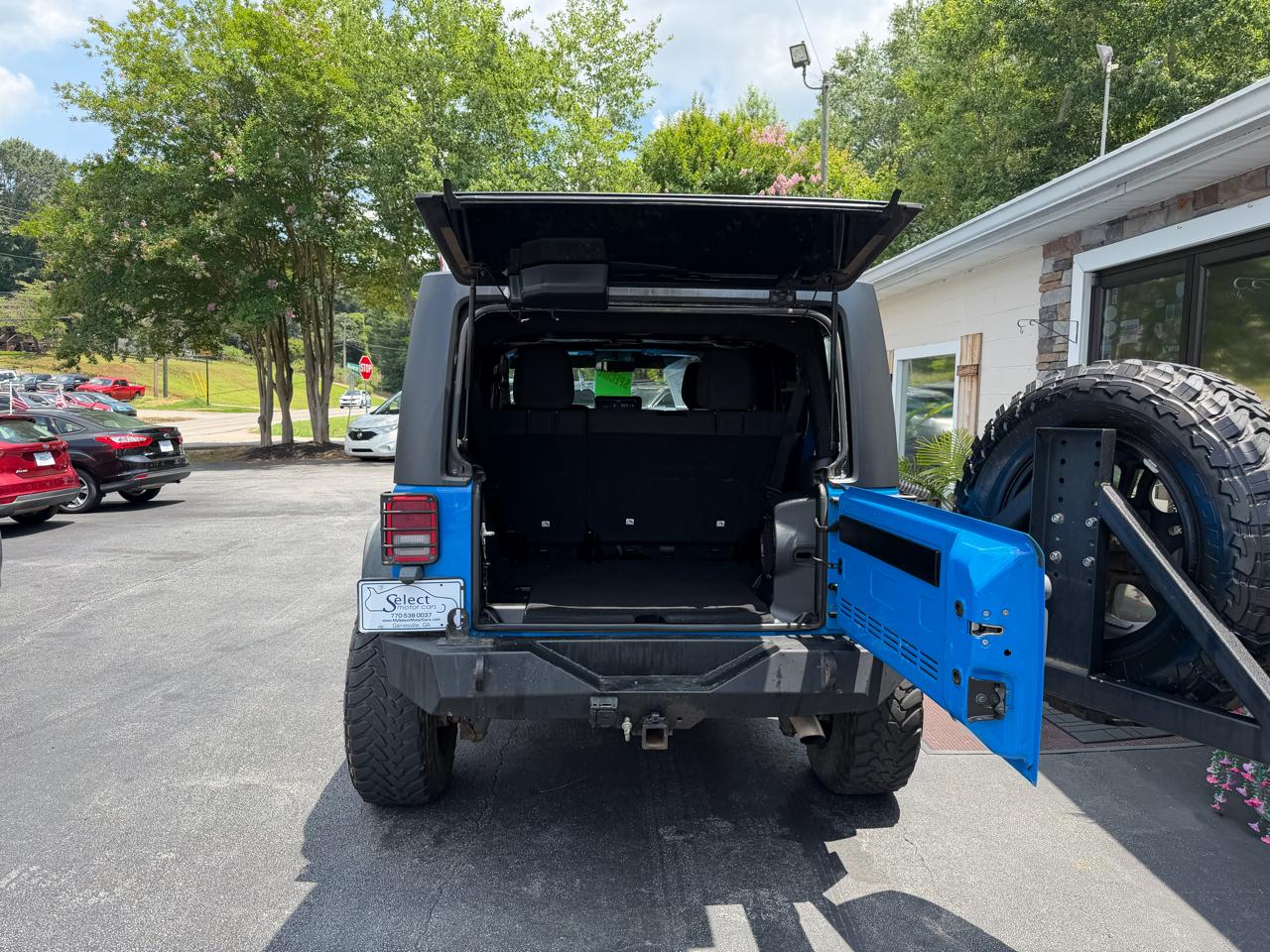 Jeep Wrangler Unlimited Sport 4WD 2011