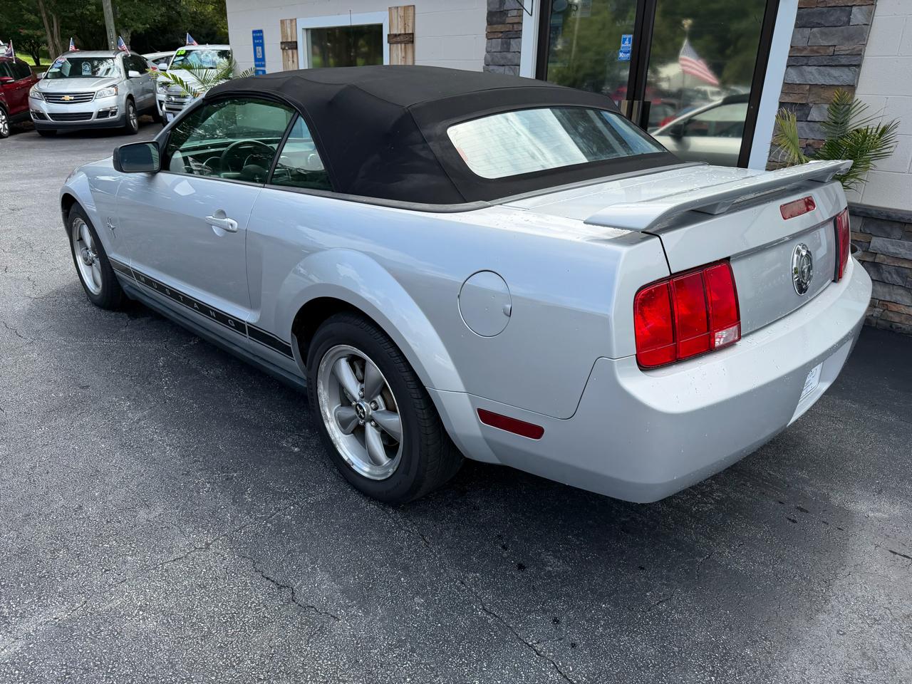 Ford Mustang V6 Premium Convertible 2006