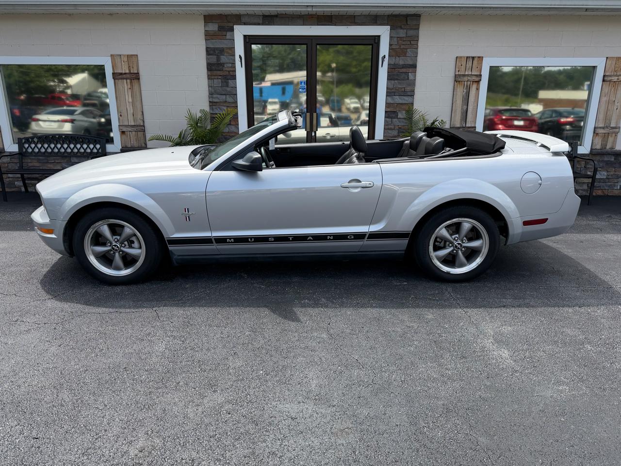 Ford Mustang V6 Premium Convertible 2006