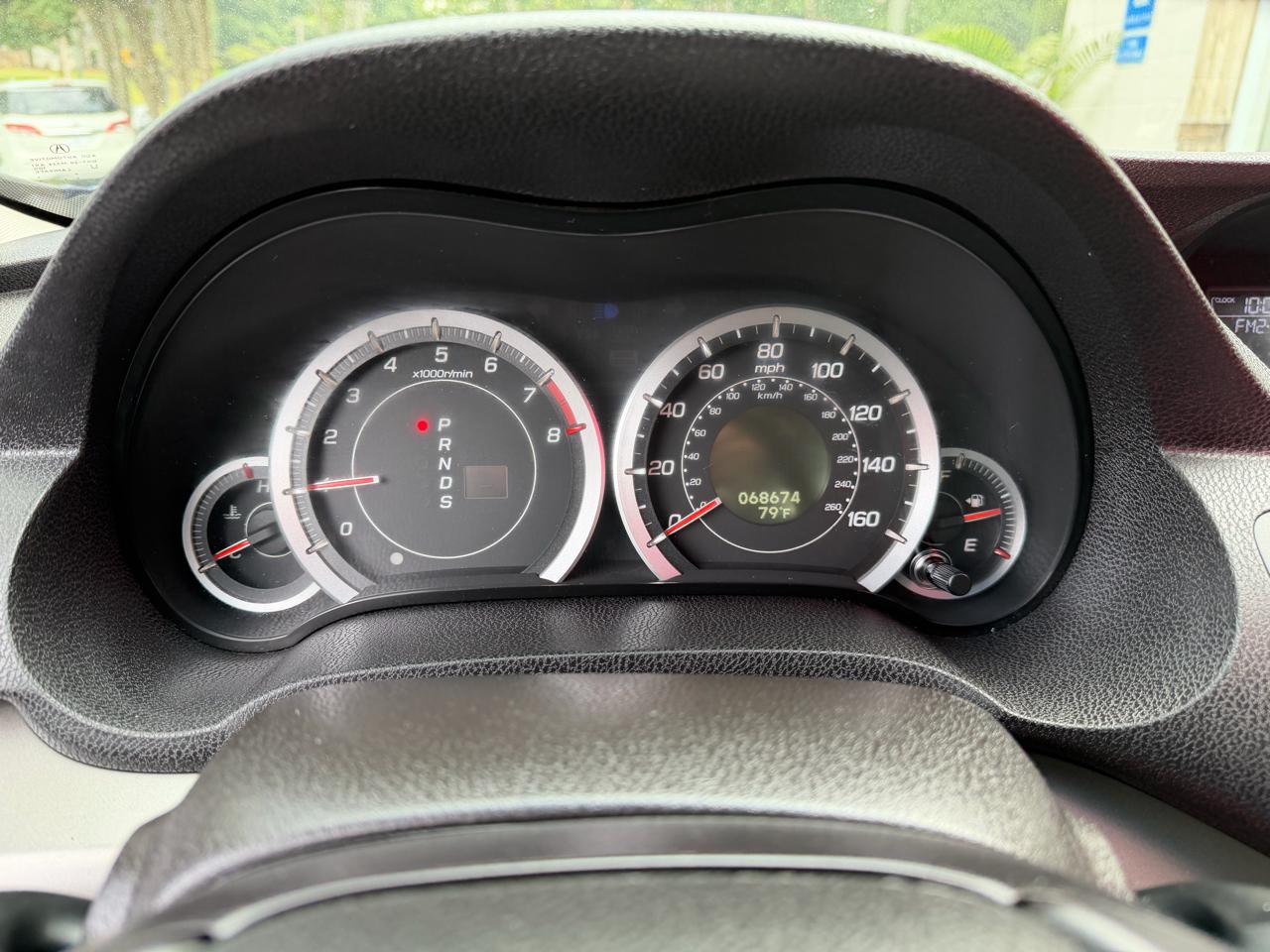 Acura TSX 5-speed AT 2010