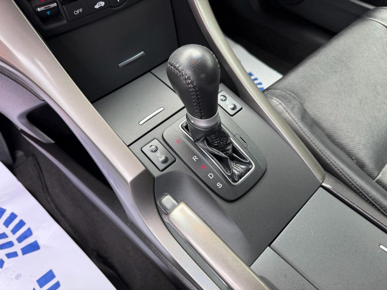 Acura TSX 5-speed AT 2010