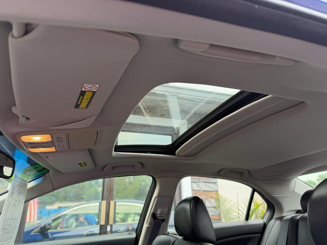 Acura TSX 5-speed AT 2010