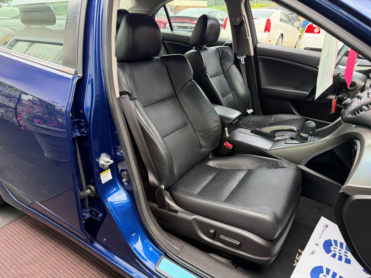 Acura TSX 5-speed AT 2010
