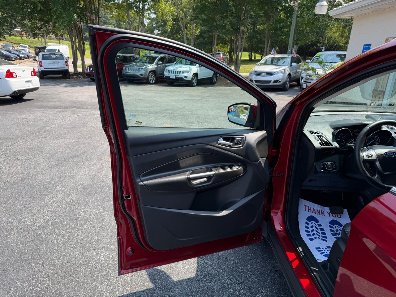 Ford Escape Titanium FWD 2014