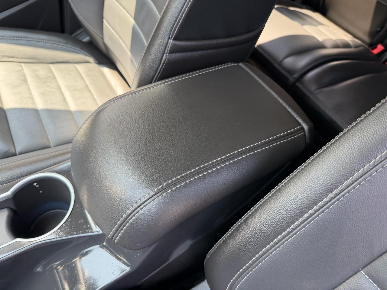 Ford Escape Titanium FWD 2014