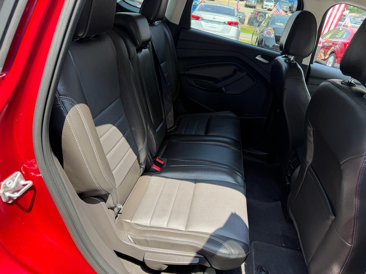 Ford Escape Titanium FWD 2014