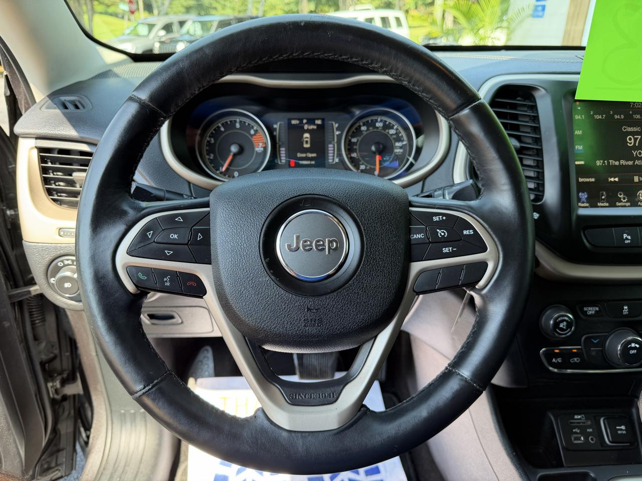 Jeep Cherokee Latitude FWD 2017