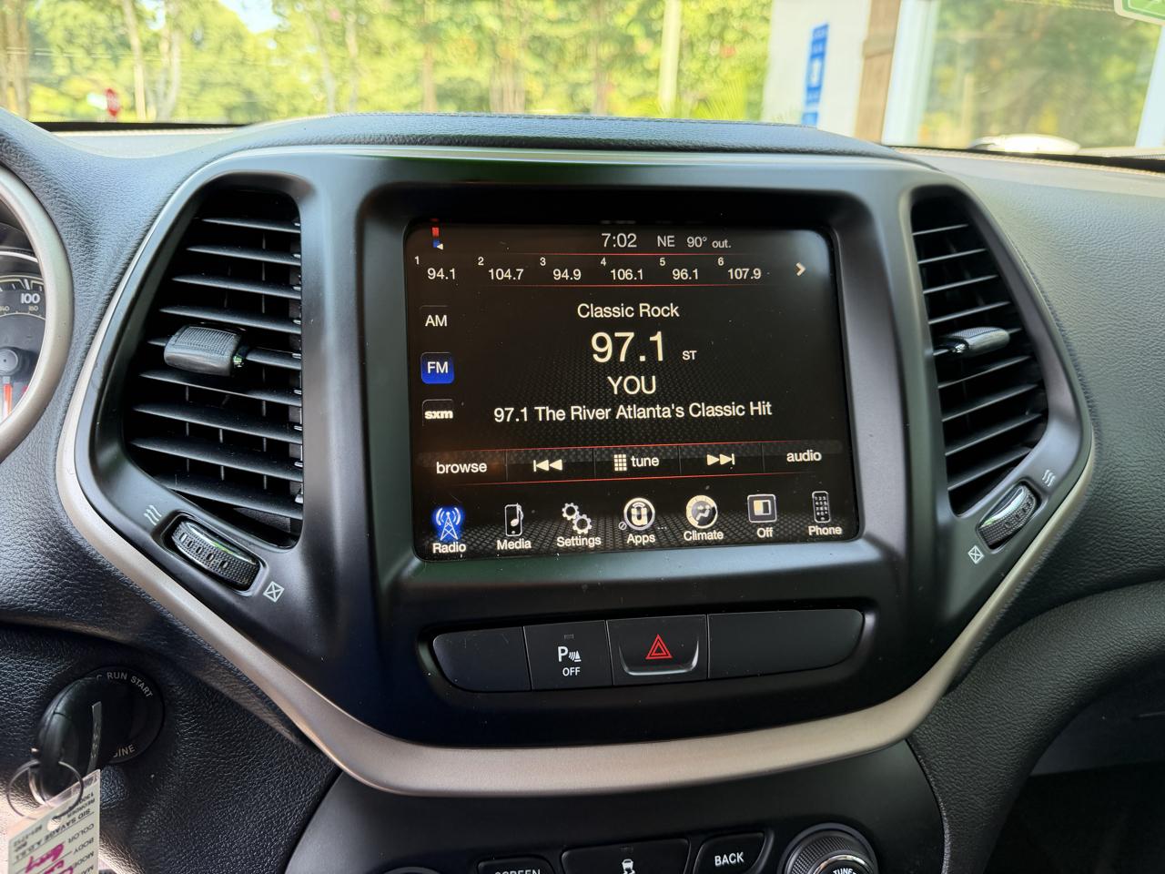 Jeep Cherokee Latitude FWD 2017