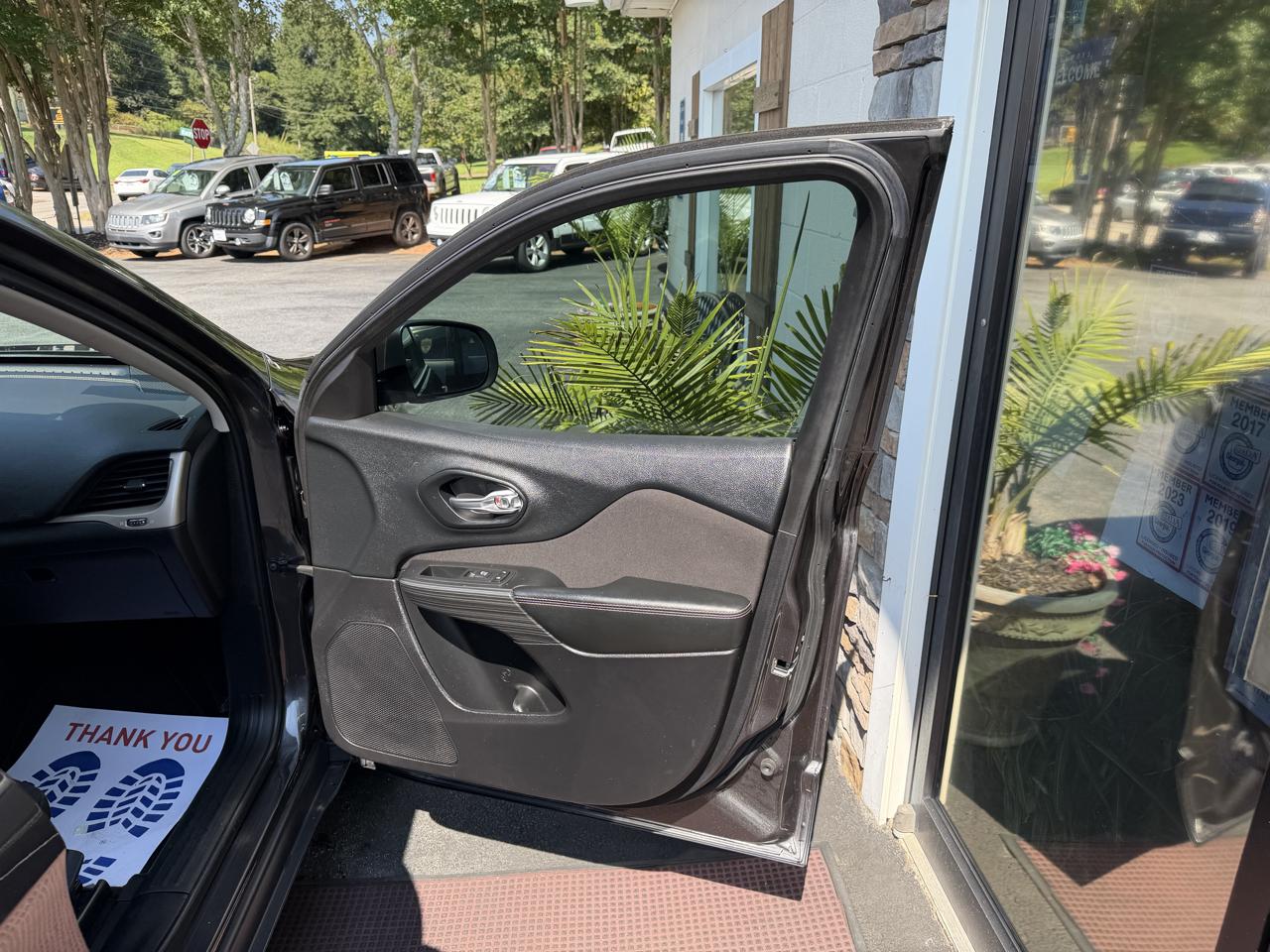 Jeep Cherokee Latitude FWD 2017