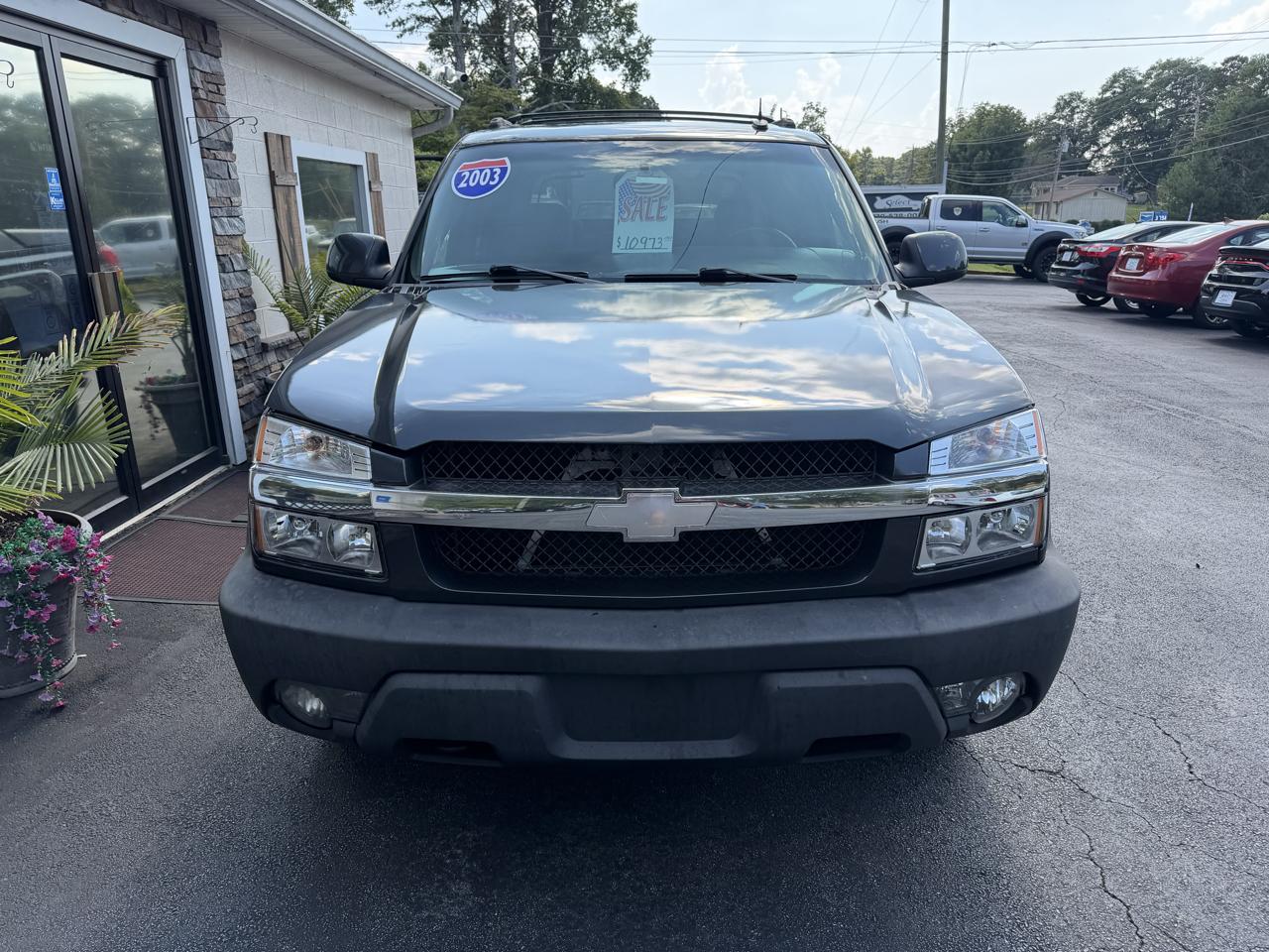 Chevrolet Avalanche 1500 4WD 2003