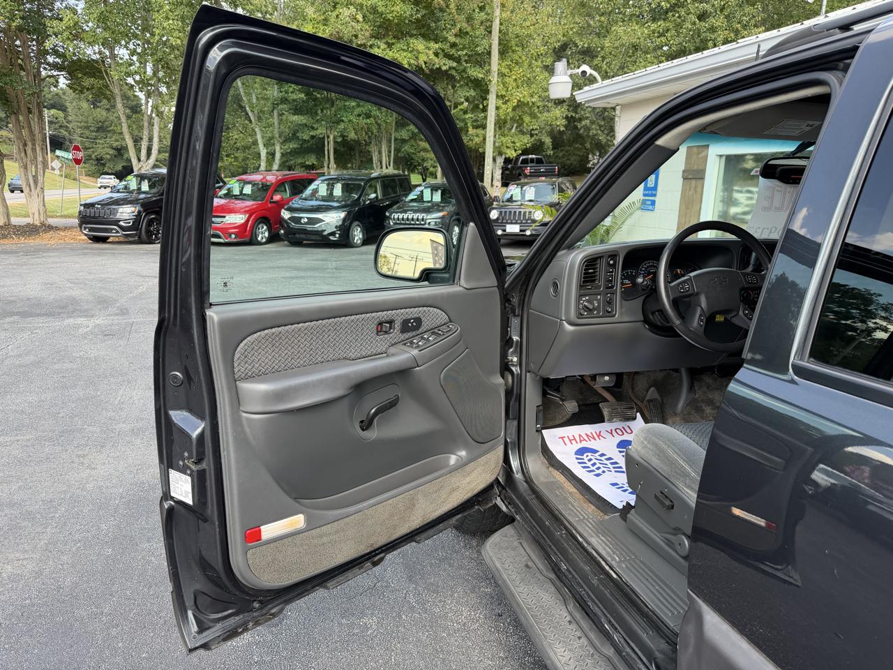 Chevrolet Avalanche 1500 4WD 2003