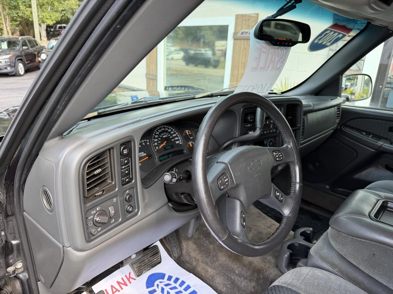 Chevrolet Avalanche 1500 4WD 2003