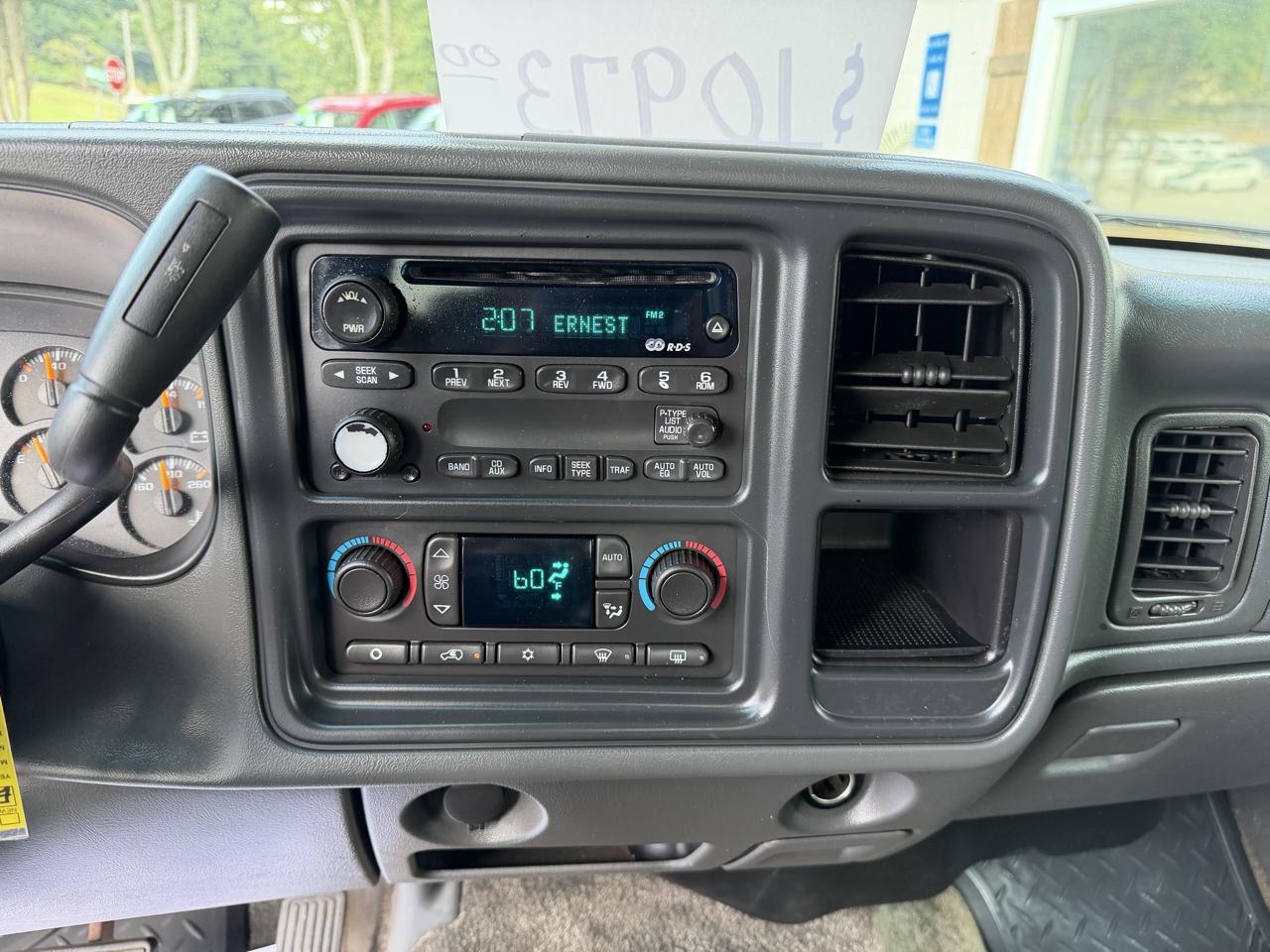 Chevrolet Avalanche 1500 4WD 2003