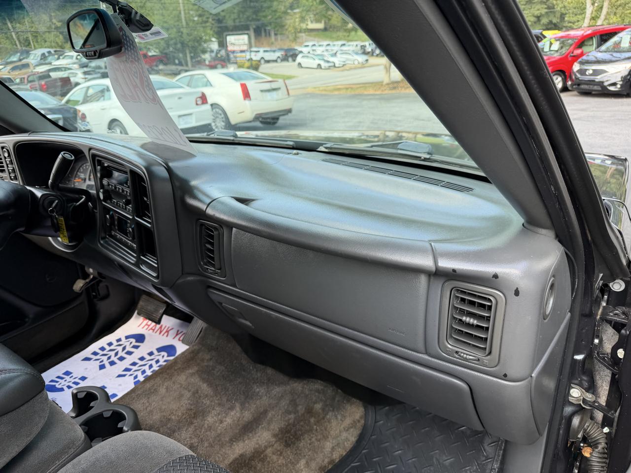 Chevrolet Avalanche 1500 4WD 2003