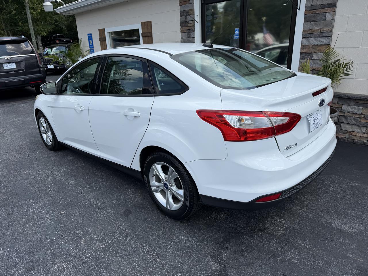 Ford Focus SE Sedan 2013