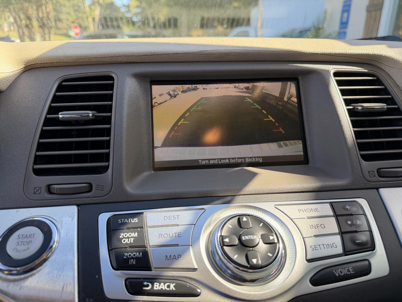 Nissan Murano LE 2010