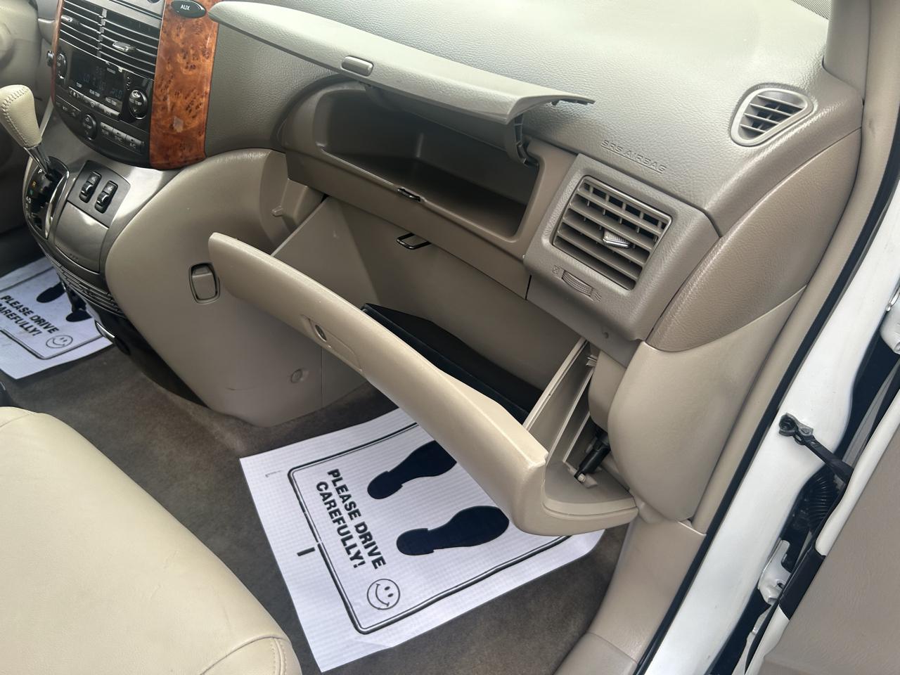 Toyota Sienna photo 24