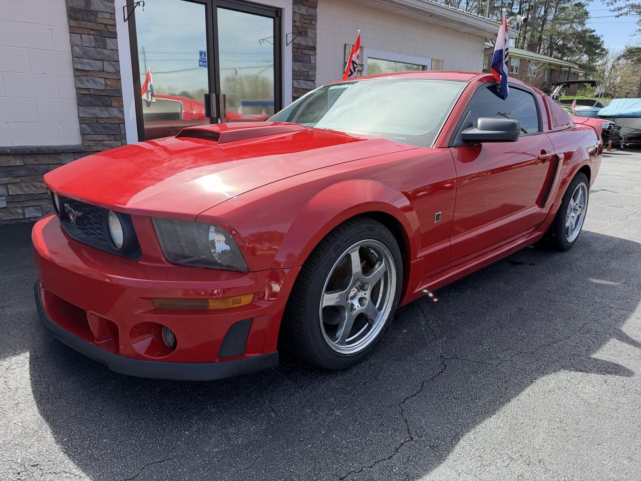 Ford Mustang  2006
