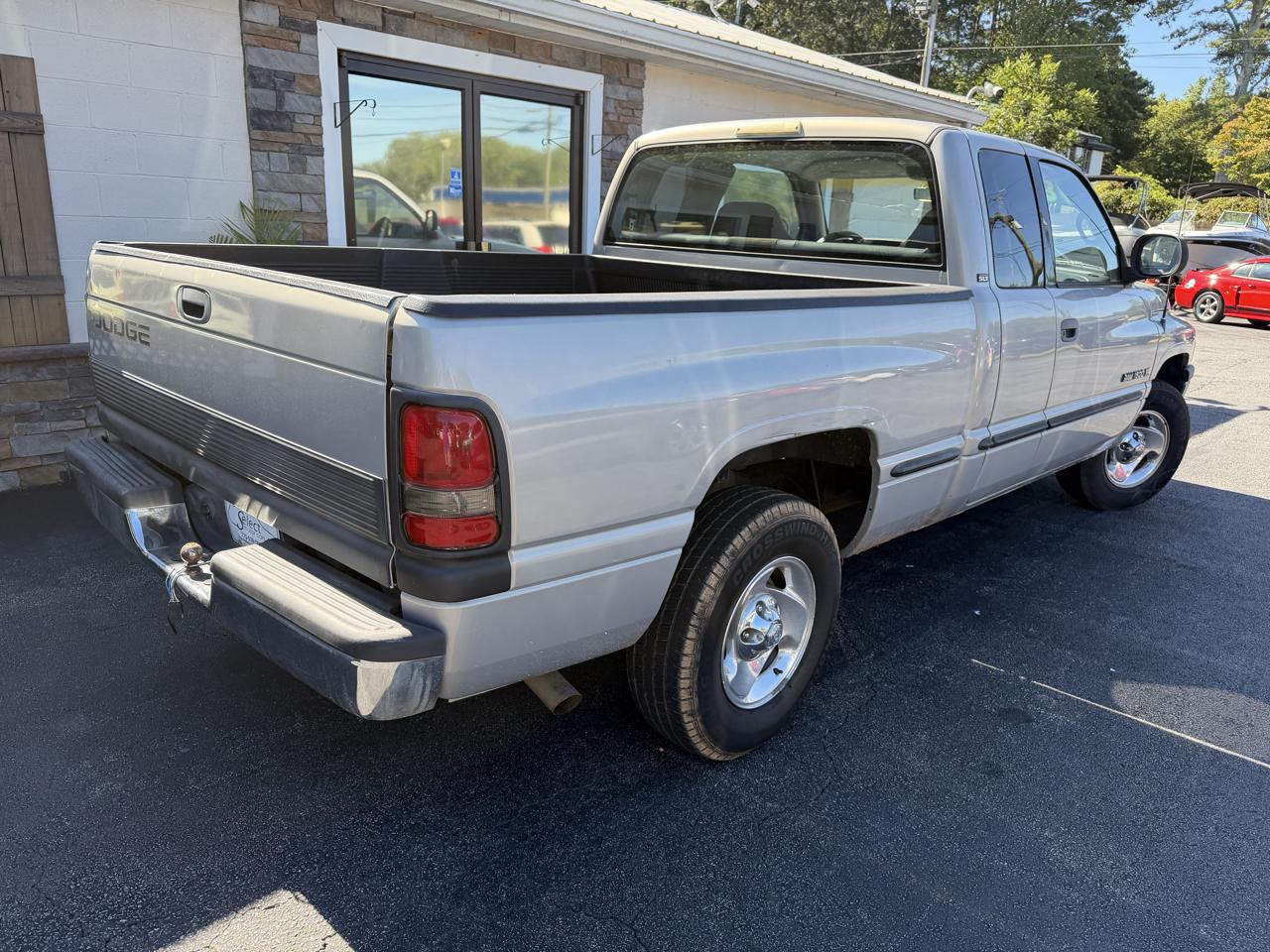 Dodge Ram 1500 Quad Cab 6.5-ft. Bed 2WD 1998