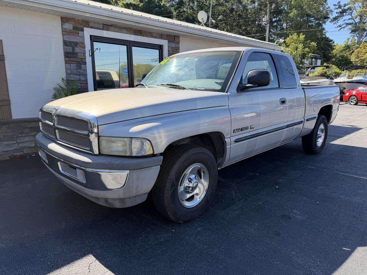 Dodge Ram 1500 Quad Cab 6.5-ft. Bed 2WD 1998