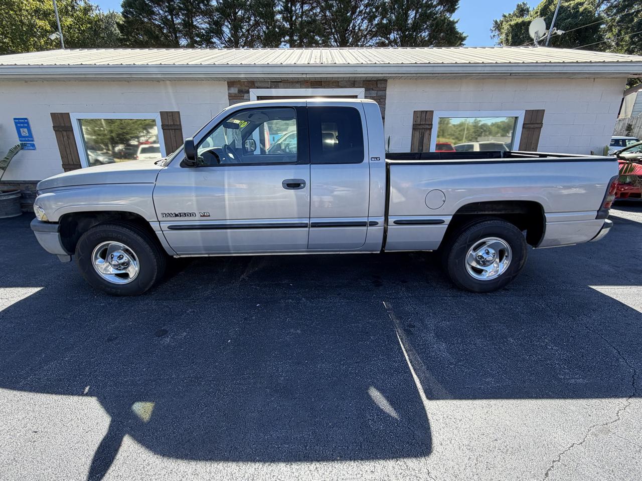Dodge Ram 1500 Quad Cab 6.5-ft. Bed 2WD 1998