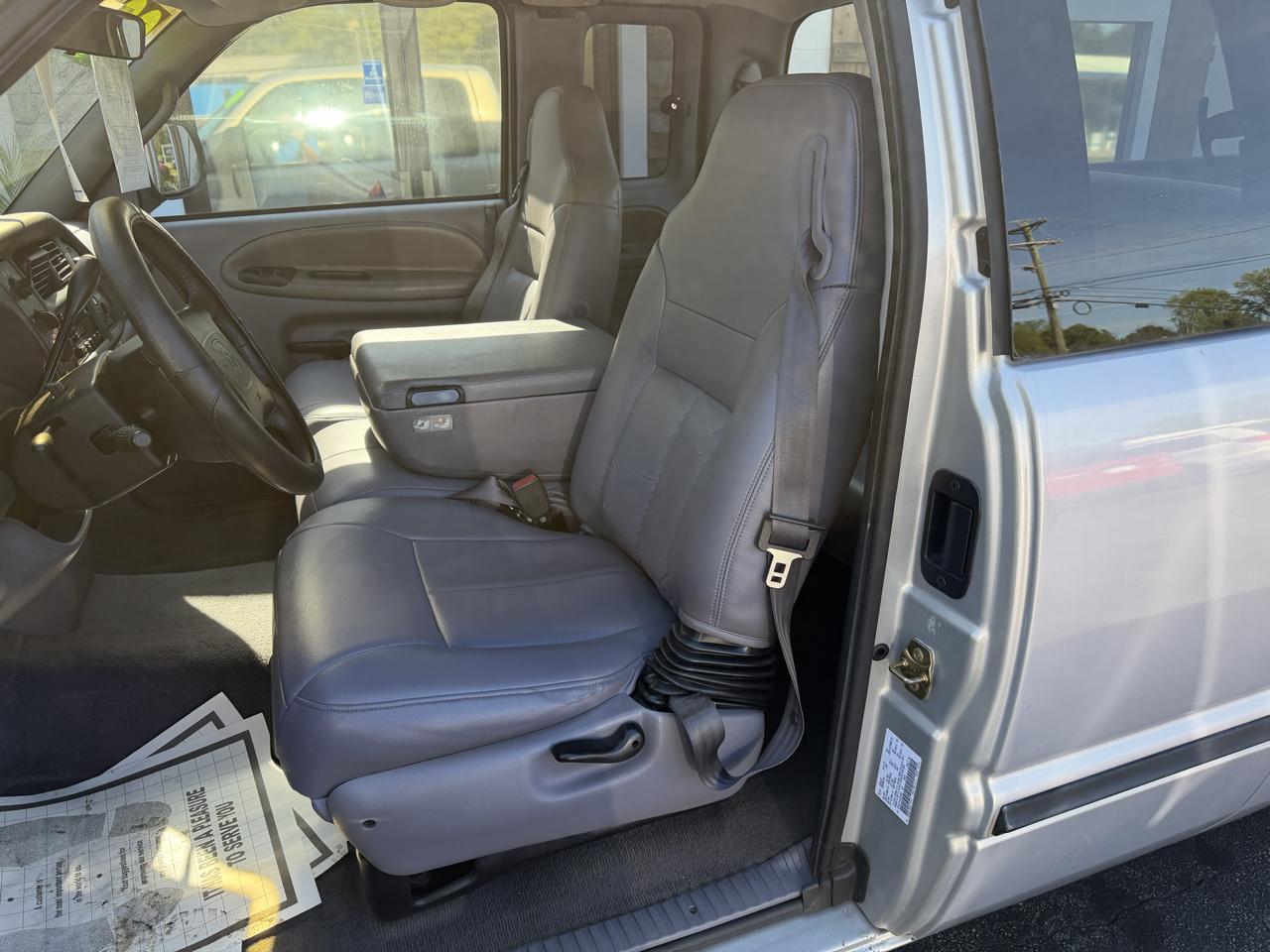 Dodge Ram 1500 Quad Cab 6.5-ft. Bed 2WD 1998