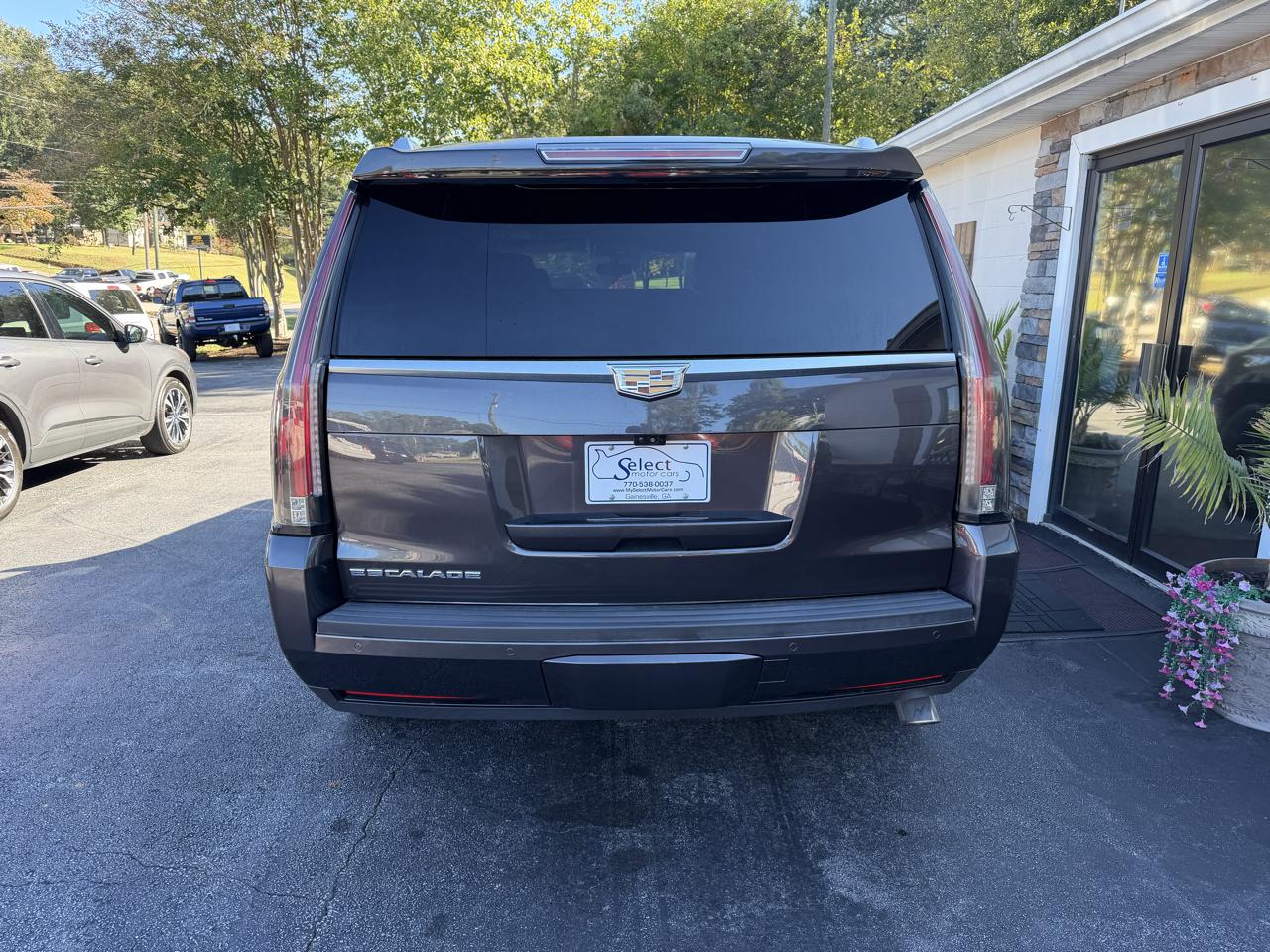 Cadillac Escalade photo 8