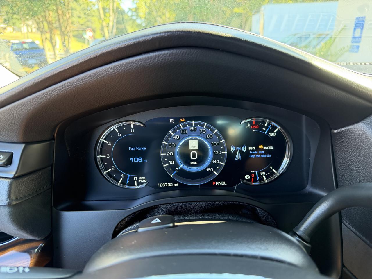 Cadillac Escalade photo 14
