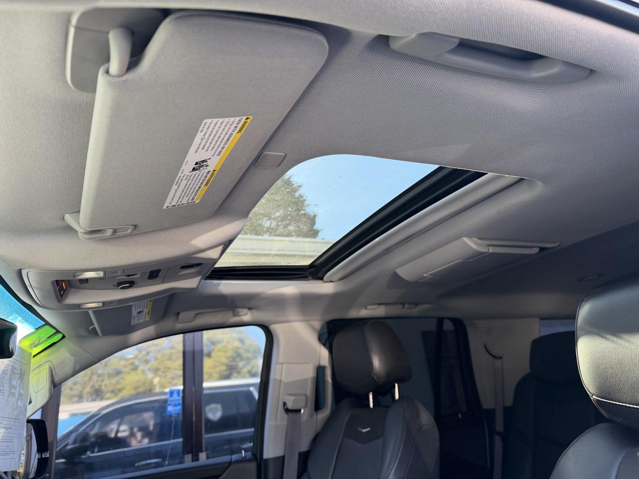 Cadillac Escalade photo 21