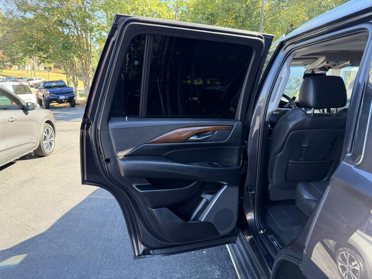 Cadillac Escalade photo 27