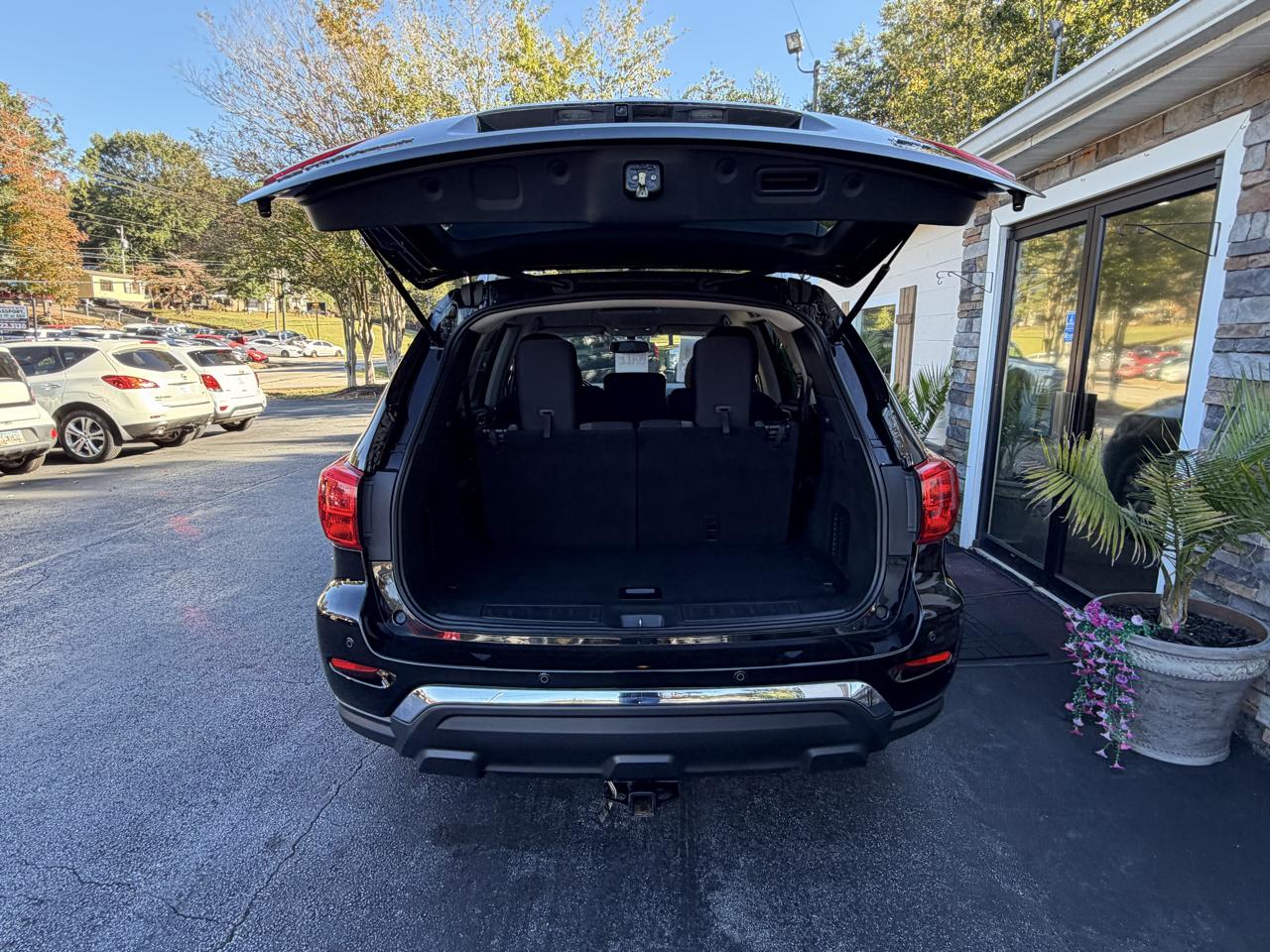 Nissan Pathfinder S 2WD 2019