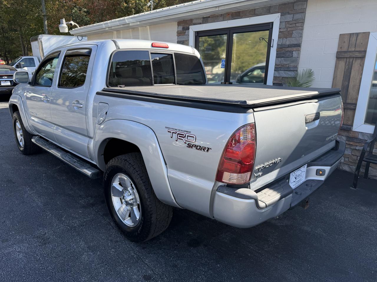 Toyota Tacoma photo 6