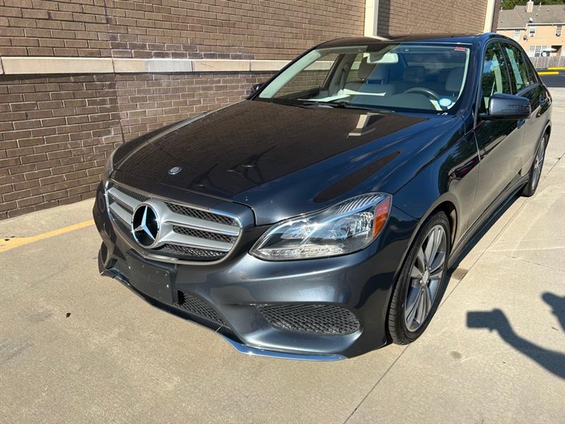 Mercedes-Benz E-Class  2014 Mercedes-Benz E-Class  2014