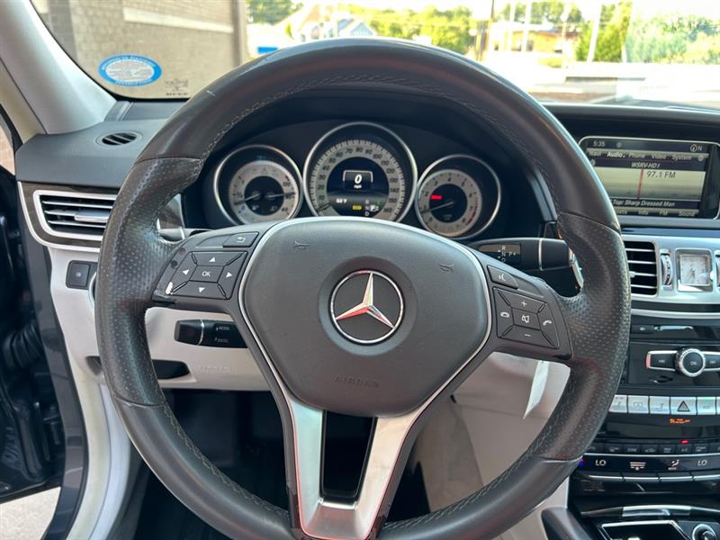 Mercedes-Benz E-Class  2014 Mercedes-Benz E-Class  2014