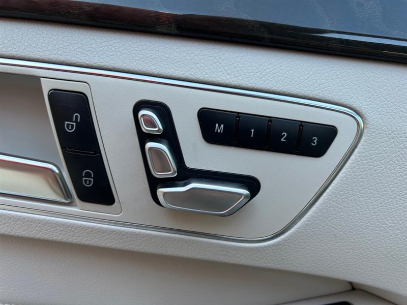 Mercedes-Benz E-Class  2014 Mercedes-Benz E-Class  2014