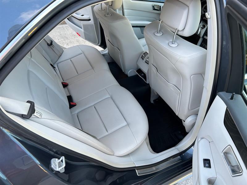Mercedes-Benz E-Class  2014