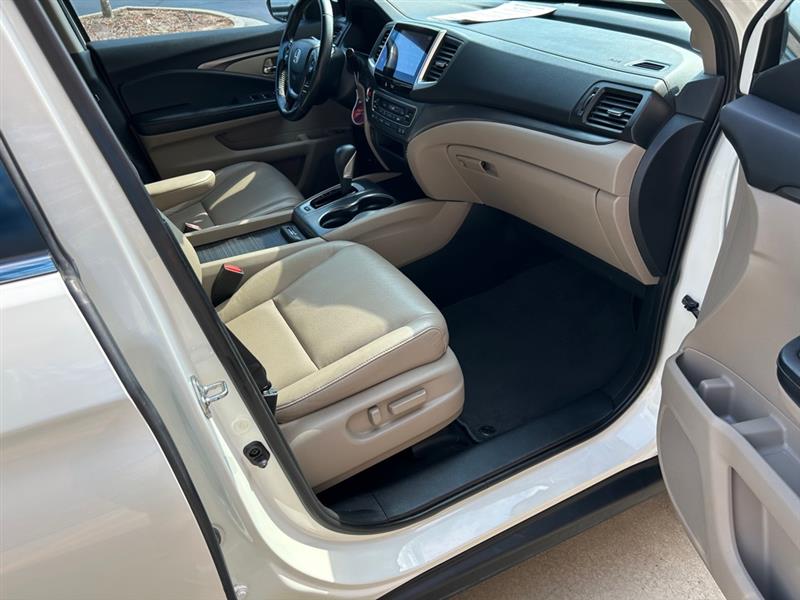 Honda Ridgeline  2017 Honda Ridgeline  2017