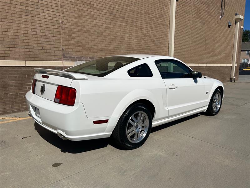 Ford Mustang  2005 Ford Mustang  2005